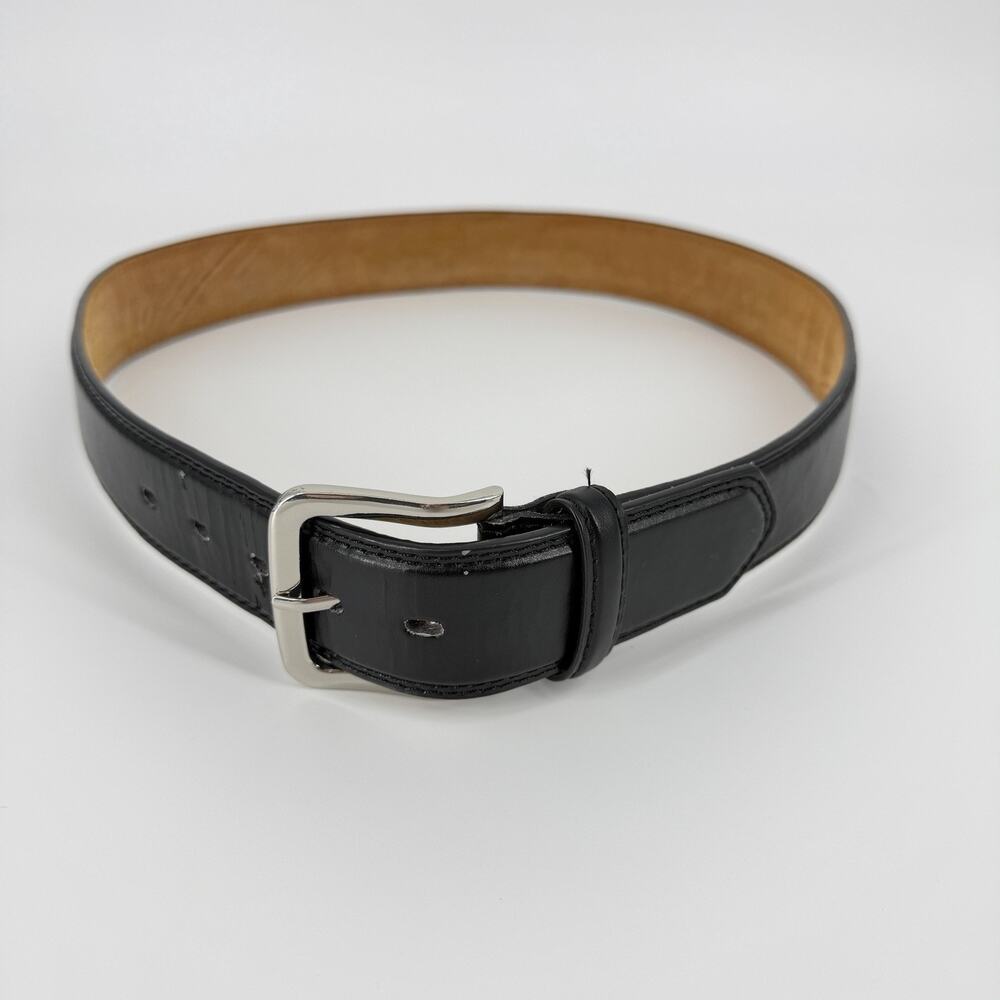 Vintage GUESS Matte Black Genuine Leather Belt Size Medium 36” Brown Dress